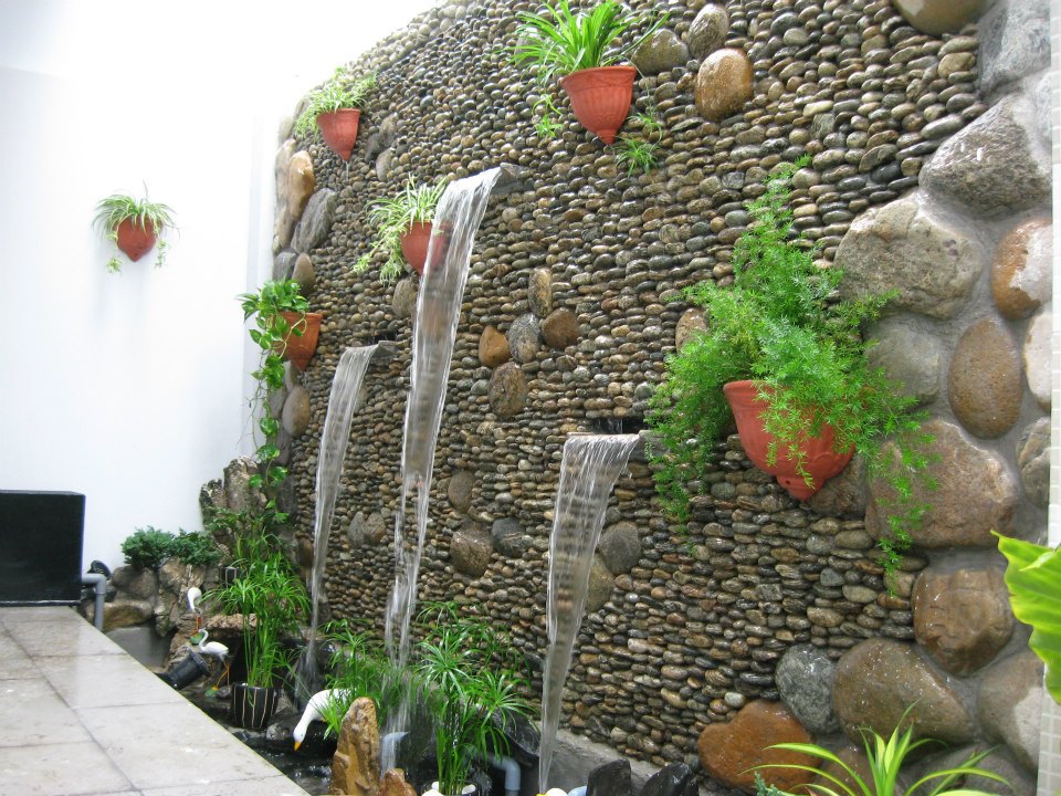 5 ý tưởng trang trí tường sân vườn đẹp cho tổ ấm