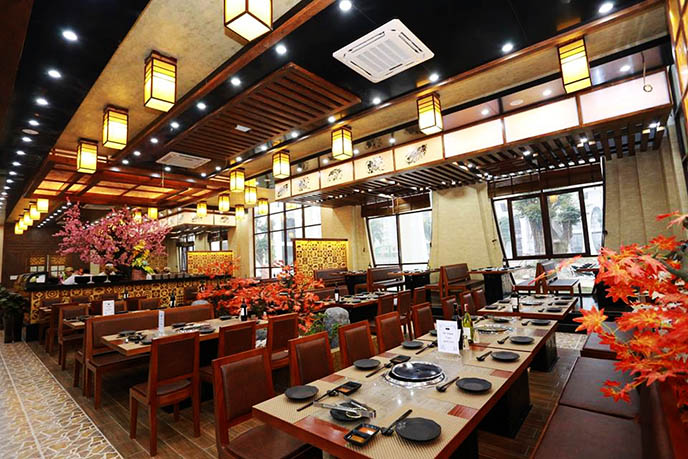 nội thất nhà hàng Sashimi BBQ Garden